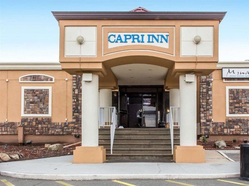Rodeway Inn Capri Little Ferry Bagian luar foto